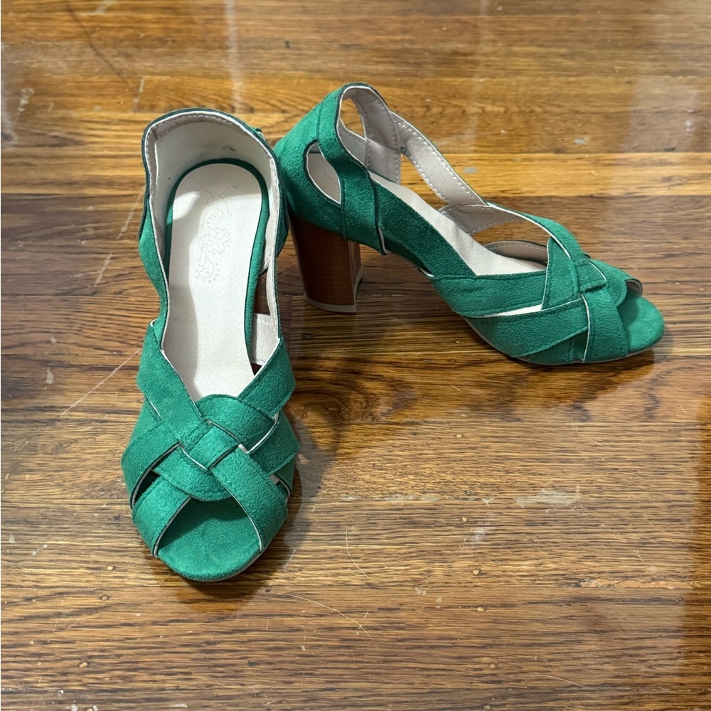 Green Woven Peep Toe Heels - 38